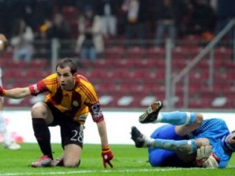 
	Bogdan Stancu, blestemat sa fie rezerva la Galata! Ce atacant din Premier League au luat turcii:
