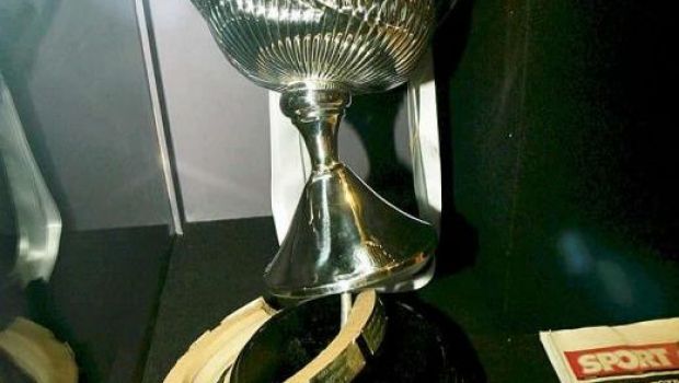 
	IMAGINEA ANULUI! Cupa Spaniei facuta PRAF de Sergio Ramos a fost expusa la muzeu!
