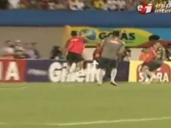 
	VIDEO! Executia care l-a lasat MASCA pana si pe Ronaldinho! Ce gol cu calcaiul a reusit Thiago Neves
