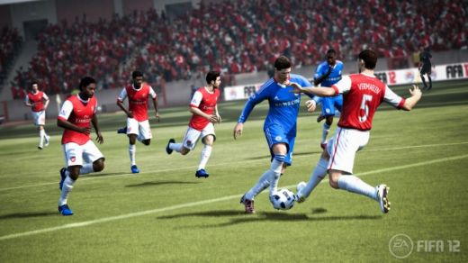 FOTO SENZATIE! Cum arata Chivu in FIFA 12 si NOILE posibilitati din timpul jocului:_4