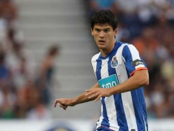 
	Porto i-a pus o clauza de 25 de milioane de euro! In ce conditii pleaca Sapunaru la Lazio!
