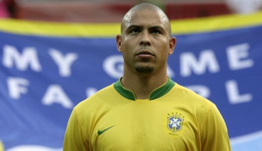 
	Romania putea sa ajunga ULTIMA la retragerea lui Ronaldo! :) Ce i-a salvat pe tricolori de INCA o rusine in Brazilia:
