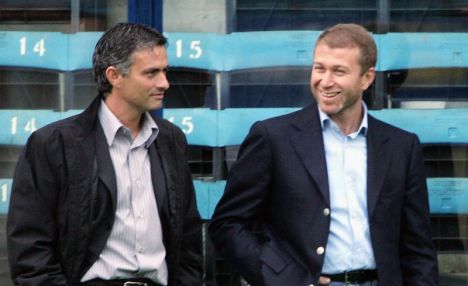 
	Abramovici vrea sa uite COMPLET de Mourinho! Ce buget fabulos i-a pregatit noului antrenor ca sa-i cumpere alta echipa:
