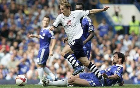 Luka Modric Chelsea Tottenham Hotspur