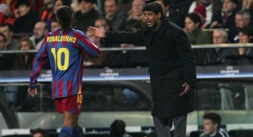 Ronaldinho Barcelona Frank Rijkaard