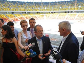 
	FOTO / Premierul Boc si Oprescu au fost pe &quot;Arena Nationala&quot;! Cum i-a impresionat noul stadion de 5 stele din Bucuresti!
