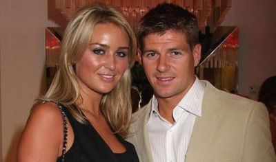 
	Lovitura DUREROASA pentru Gerrard! Sotia lui e insarcinata si i-a INTERZIS sa-i dea numele copilului &quot;Eight&quot; : )
