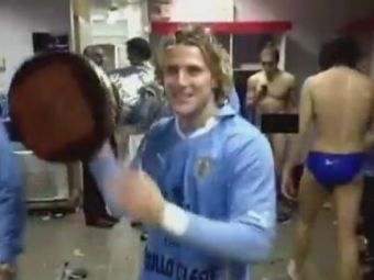 
	SHOW in vestiarul Uruguayului! Au sarbatorit castigarea Copei America in FUNDUL GOL! VIDEO
