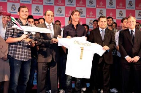 
	Real Madrid CUMPARATA de arabi! Castiga milioane din cel mai tare contract de sponsorizare pe care l-a semnat:
