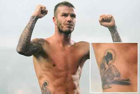 FOTO / Corpul lui Beckham e OPERA de ARTA! Si-a tatuat Harper Seven pe GAT! Vezi ce colectie incredibila de tatuaje are starul englez:_24