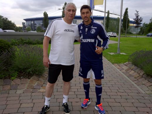 FOTO! Prima imagine cu Marica in echipamentul lui Schalke! Vezi cu ce numar va juca: "Abia astept sa-l cunosc pe Raul"_2