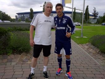 
	FOTO! Prima imagine cu Marica in echipamentul lui Schalke! Vezi cu ce numar va juca: &quot;Abia astept sa-l cunosc pe Raul&quot;
