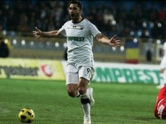 
	Dinamovistii au UMILIT Rapidul! Ce promite Niculescu dupa golul de senzatie care l-a lasat MASCA pe Razvan:
