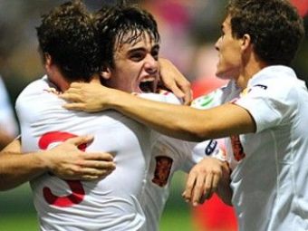 
	VIDEO! Spania e cea mai mare nationala din istoria fotbalului! A castigat EuroU19 dupa o finala dramatica cu Cehia, 3-2! Vezi golurile
