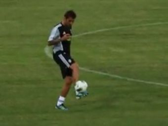 
	VIDEO! Mutu i-a ametit cu jongleriile pe italienii de la Cesena! Cum il imita pe Ronaldinho la antrenamente
