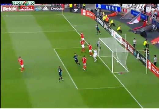 Wenger a mai ratat un trofeu: Benfica 2-1 Arsenal! Golul MAGIC al lui Nolito de la Eusebio Cup! VIDEO:_4