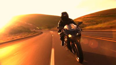
	VIDEO: Probabil cel mai tare spot din lume pentru o motocicleta!
