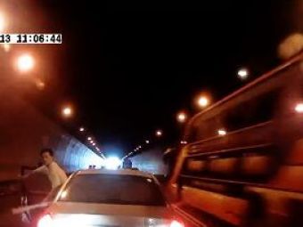 
	VIDEO: K1 la volan! Problemele in trafic se rezolva cu parul in Asia!&nbsp;
