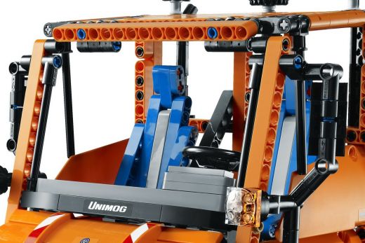 Inapoi la masinute! Cea mai mare macheta LEGO Technic e de vis ... utilaj Mercedes complet functional!_5