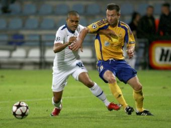 
	Adversara unei echipe romanesti din Europa League a reusit o revenire DE SENZATIE la derby! In minutul 85 erau condusi cu 2-1!
