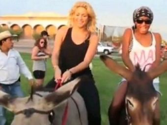 VIDEO Cea mai NEBUNA cursa din viata Shakirei :) A fost VEDETA la o cursa cu magari: