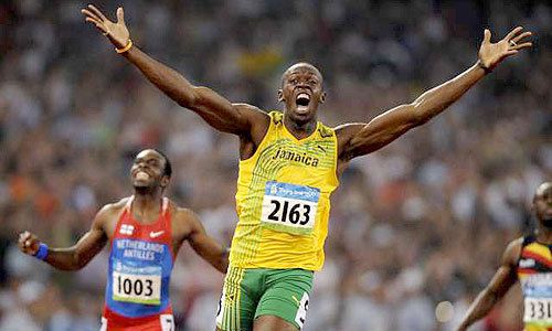 
	VIDEO: Usain Bolt si-a pastrat titlul mondial la 200 de metri! Al patrulea timp din istorie la CM de la Daegu:
