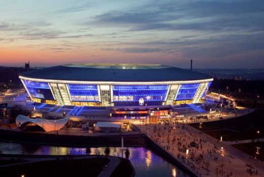 EURO 2012, in PERICOL: 3 din cele 8 stadioane pe care se va juca NU sunt gata!_8