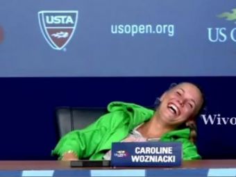 
	SUPER VIDEO: Wozniacki a LESINAT de ras dupa ce a imitat momentele HORROR traite de Nadal :))
