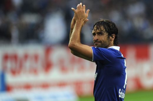 
	Gigi rade de RAUL, Levy nu stie daca l-ar putea baga in prima echipa :) Cele 3 dileme ale Stelei inainte de meciul cu Schalke
