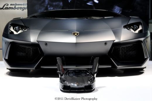 FOTO / IREAL! O copie de jucarie a Lamborghini Aventador costa de 12 ori mai mult decat masina originala: 6 milioane $!!!_2