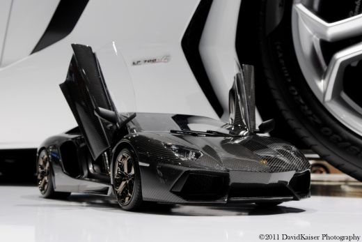 FOTO / IREAL! O copie de jucarie a Lamborghini Aventador costa de 12 ori mai mult decat masina originala: 6 milioane $!!!_7