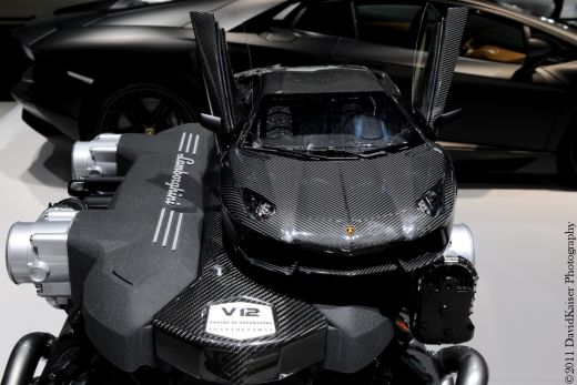 FOTO / IREAL! O copie de jucarie a Lamborghini Aventador costa de 12 ori mai mult decat masina originala: 6 milioane $!!!_10