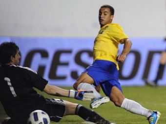 
	VIDEO! Liverpool vrea noua senzatie din Brazilia si ofera 22mil &euro;! Vezi reusita cu Argentina dupa o cursa NEBUNA!&nbsp;
