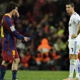 Messi si Cristiano Ronaldo joaca fotbal pana la 40 de ani si nu se mai accidenteaza NICIODATA! Englezii au descoperit fotbalul viitorului: