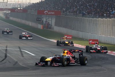 Vettel mai castiga o cursa la pas! Button si Alonso completeaza podiumul, Massa a abandonat la mijlocul cursei! Vezi primele 10 locuri la finish:_2