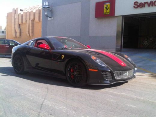 FOTO FABULOS!!! Un student arab are SUPER masini de 12 mil. dolari in garaj! Nici la Top Gear nu vezi asa ceva!_35
