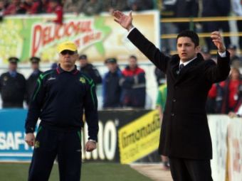 Probleme mari pentru Hizo si Razvan Lucescu inainte de ultimul derby din 2011 in Liga 1! Vasluiul va avea un junior pe banca, Rapid are 6 jucatori accidentati!