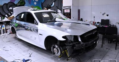 
	FOTO: Iata un BMW M5 la inceput de tuning rusesc ! Nici nu-ti imaginezi la ce s-a ajuns in final !
