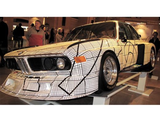 FOTO: Asta e o masina sau un brad de Craciun? Vezi cele mai spectaculoase transformari de BMW din istorie_12