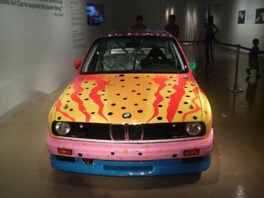 FOTO: Asta e o masina sau un brad de Craciun? Vezi cele mai spectaculoase transformari de BMW din istorie_18