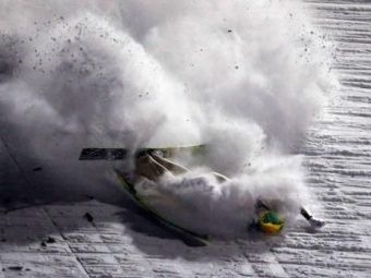 
	VIDEO HORROR! Accident ingrozitor la cel mai mare turneu de sarituri cu schiurile din lume! Vezi cum arata acum fata saritorului

