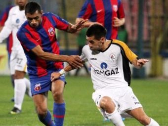 
	BOMBA! Becali i-a dat o noua lovitura lui Dinamo. Steaua l-a luat pe Parvulescu, dupa ce a jurat ca tine cu Dinamo: &quot;Am semnat pe 5 ani!&quot;
