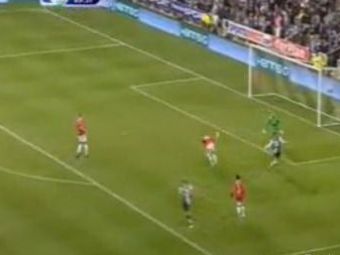 
	VIDEO: Doua super reusite si un autogol de tot rasul! United, distrusa de Newcastle cu 3-0 in primul meci din 2012!
