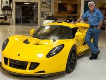 VIDEO Noul MONSTRU din garajul de 100 de masini al lui Jay Leno! Si-a luat o super masina de 1200 de cai INTERZISA pana in 2012 in SUA!