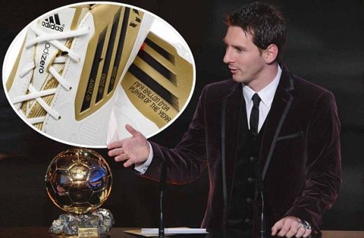 FOTO Messi are cele mai GRELE ghete din lume! Cum joaca cu trei Baloane de Aur pe ele? :)_3