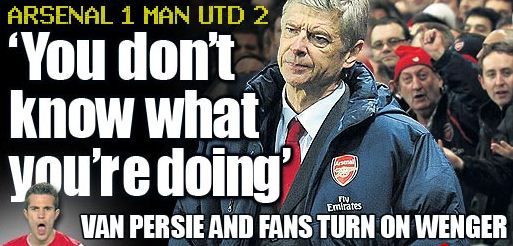 Sfarsitul lui Wenger la Arsenal? Fanii l-au HUIDUIT, Van Persie a fost SOCAT de o decizie la derby-ul cu Man United! Reactia nervoasa a managerului francez:_2