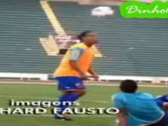 
	VIDEO Ronaldinho revine! Jongleaza SUPER TARE la antrenament! Cum i-a cucerit pe brazilieni
