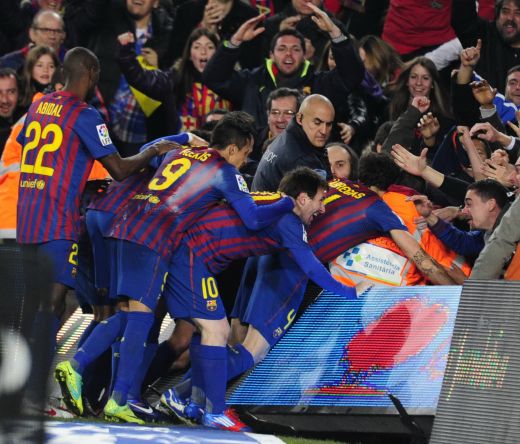 Barca este in semifinale: Barcelona 2-2 Real Madrid! Messi s-a razbunat pe Pepe. Dani Alves, gol fenomenal! VIDEO_4