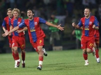 Au dus Steaua in Liga dupa 10 ani si acum vor sa reinvie un club de legenda! Vezi cu cine au semnat doi EuroFantastici!_2