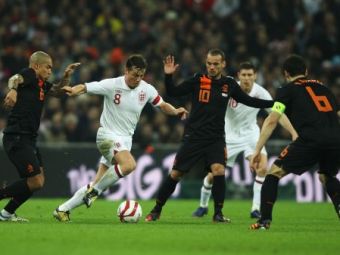 
	VIDEO! NEBUNIE pe Wembley! In minutul 84, Olanda conducea cu 2-0! Final halucinant cu 3 reusite:
